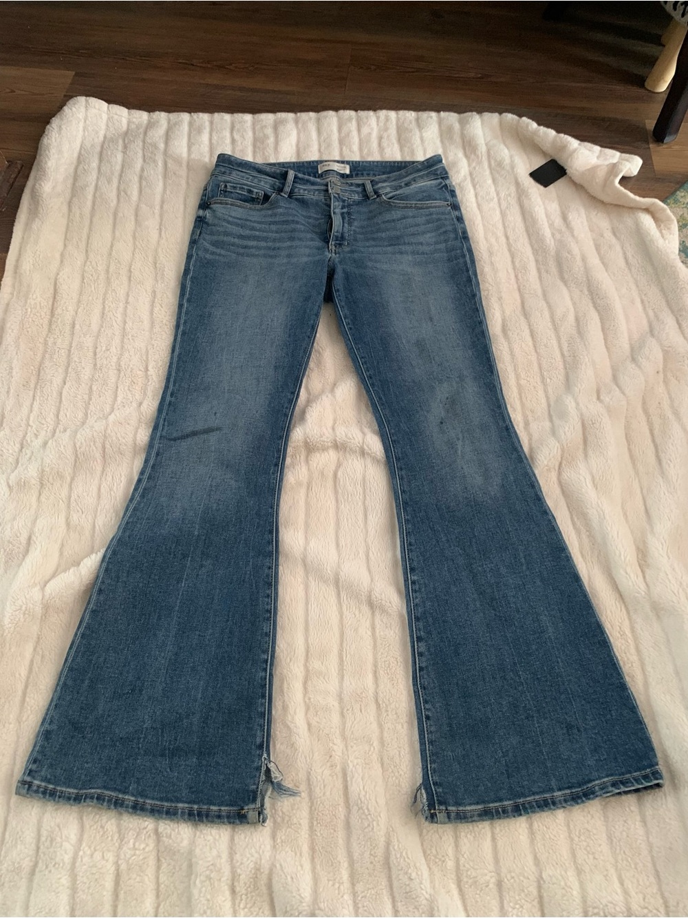 BKE Women's Medium Blue Flare Jeans